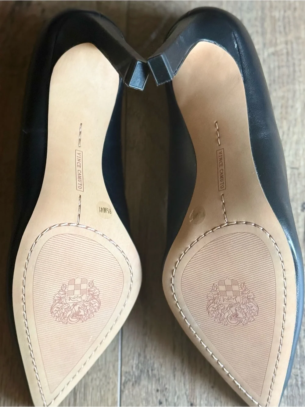 Vince Camuto Setenda Leather Pumps 9.5 NWOT 4” Heel